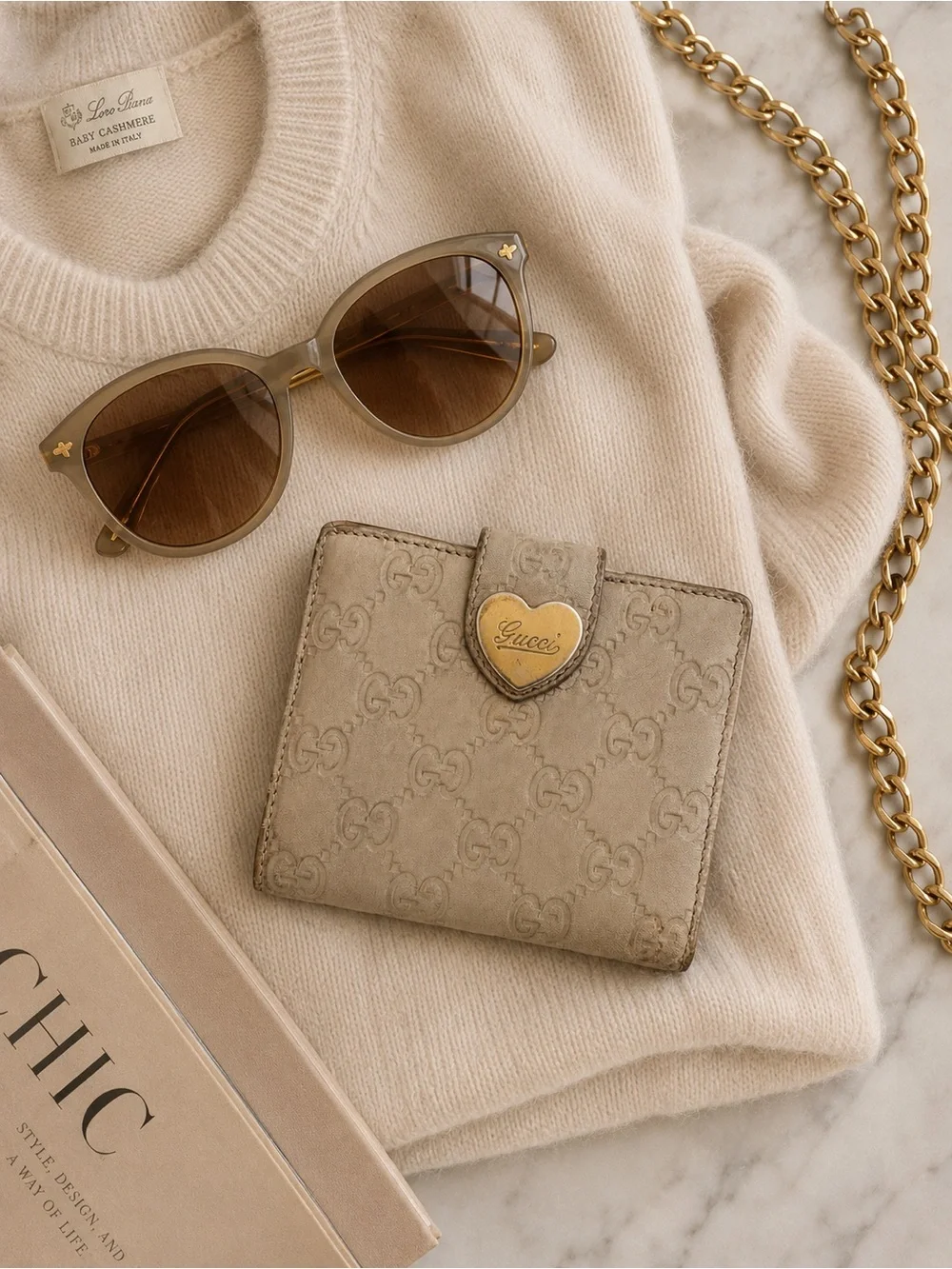 Vintage Gucci GG Monogram Heart Logo Leather Bifold Wallet Beige - Picture 8 of 8